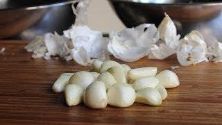 Fastest Way To Peel Garlic (20 Cloves In 20 Seconds) | Food Wishes