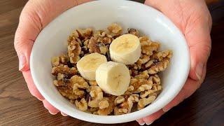 Only 2 ingredients! You will be surprised Whisk together banana and walnuts