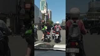 PENUMPANG OJOL TIDAK PAKAI HELM !!!