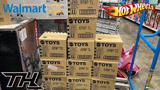 Hot Wheels Holiday Hunting 2021 | 11 P Cases W/ 5 Super Treasure Hunts At One Store! ISM