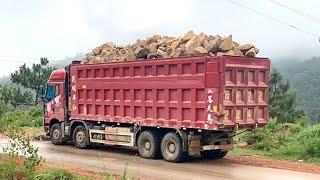 140 tons by 8x4 dumper!---Incredible strongest dump trucks working compilation, unbelievable!