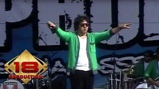 Naif - Curi Curi Pandang  (Live Konser Lampung 16 Maret 2008)
