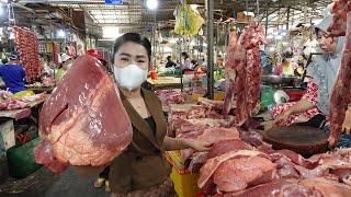 Market show, Big beef store the province market / Buy beef heart for cooking