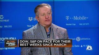 Steve Eisman says students with 'free Palestine from the river to sea' signs should be expelled