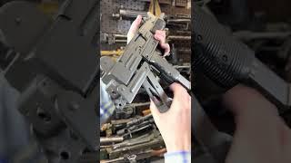 Why the Uzi Absolutely Destroys the MP40 in 1 Min #Shorts