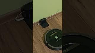 iRobot Roomba 880 docking