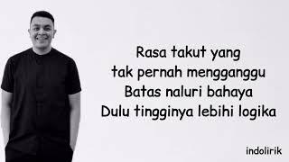 Tulus - Tujuh Belas | Lirik Lagu Indonesia