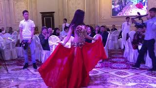 сексуальный танец живота на свадьбе