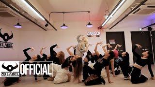 AleXa (알렉사) – 'Back In Vogue' Dance Practice