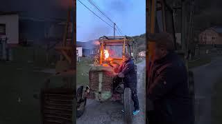 Start zetor super 50 po rokoch s pomocou ohna Part 2