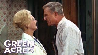 Oliver And Lisa Plan Their Renovations | Green Acres