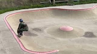 Skating this amazing private bowl you've never seen before!