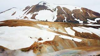 Solo Hiking 100km on the Laugavegur & Fimmvörðuháls Trails in Iceland