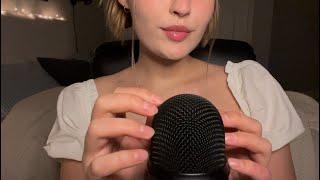 ASMR | Mic Gripping & Collarbone Tapping | Maddy's CV