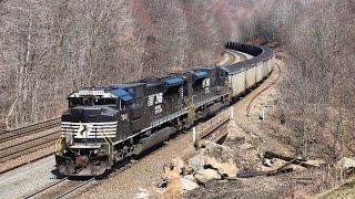 FULL THROTTLE! GE & EMD Locomotives Power 15,000 Ton Loaded Coal Train Over The Allegheny Mountains!