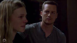 Upstead 9x04 | Jay tries to help Hailey