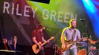 Rob Joyce Plays Guitar for Riley Green