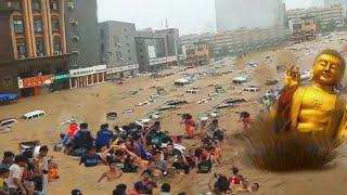 China wird von Überschwemmungen heimgesucht, Katastrophe durch starke Regenfälle, Überschwemmungen i