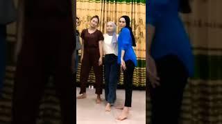 goyang #goyangtiktok #pargoy #short #shorts #shortsbeta #shortsvideo #jilbab #hijabstyle #viral