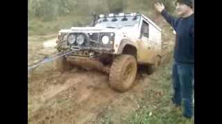 Land Rover Defender 90 stuck, winching, double line pull, 9500 Super Winch, Bures Pit, 17.11.2013