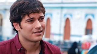 Çağatay Ulusoy Romanian Fans