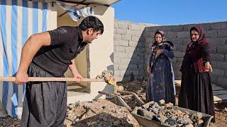 Hussein's efforts with his family: for housework