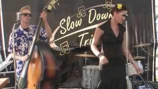 Slow Down Trio feat. Paula - Broken Heart