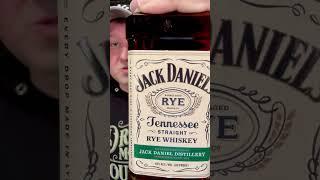 Jack Daniel's é bourbon !