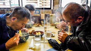 Gutsy lunch! Japanese Workers take energy from huge udon!5 Udon Noodles in Fukuoka