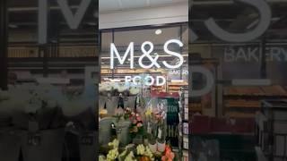 Need a quick bite to eat? Try M&S at London Heathrow Airport Terminal 2 #london #food #travel