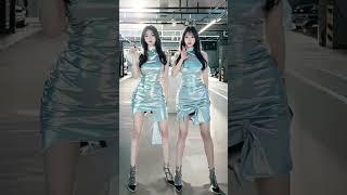 Twins ai girls dancing  #animation#shorts#stablediffusion#aiart#lora #korean #girldance