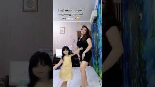 goyang ebot tante Tiktok viral gemoy Bigo Live hot