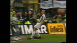 Spectacular Vialli goal (95 UEFA Cup Final)