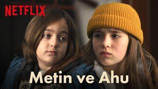 Kuvvetli Bir Alkış | Metin ve Ahu | Netflix