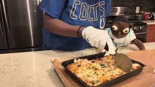 Granny & Duke try the new thanksgiving pizza 