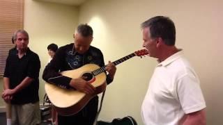 Tommy Emmanuel - Critiques Redneck Guitar