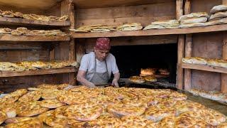 Delicious breads from the Old Baker! Baking Traditional Bread