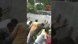 West Bengal: BJP Yuva Morcha Protesters Break Police Barricade | Kaliyaganj News