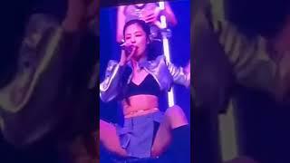 JENNIE BLACKPINK IN PARIS SEXY MOMENT #shorts #kpop #jennie #blackpink