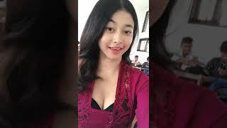 Anak sekolah pakai baju adat bali cantik banget #shorts #tiktok