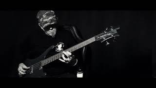 Solo Bass arrangement of Can't Get You Out Of My Head by Kylie Minogue. Basses Covered Clive H Jones