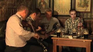 St. Patrick's Day Session in Dublin Clip 2 - Traditional irish Music on LiveTrad.com