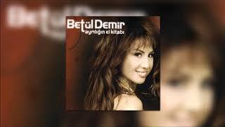 Betül Demir - Hayat Böyle