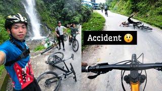 Accident bhayo kta ko // Mtb Group Ride // Khecheperi to Orange Garden Rimbi