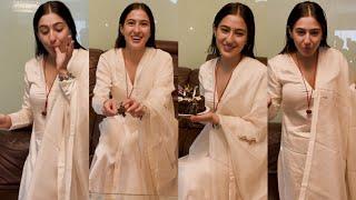 Sara Ali Khan Special Birthday Celebration with Fans and Paparazzi in Juhu "