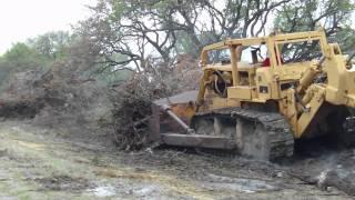 BIG D9G Bulldozer Working