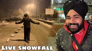 Unexpected Live snowfall in Kashmir Srinagar