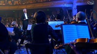 Kyiv Classic Orchestra, Chinese song "Bu Bu Gao"