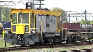 Shunter 603 rangeert in de Waalhaven