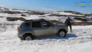 Дорога через перевал Мустатунтури. Много снега. Duster, УАЗ, Toyota Hilux Arctic Trucks.